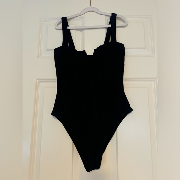 l*space Other - WOMENS size 8 L Space black bathing suit